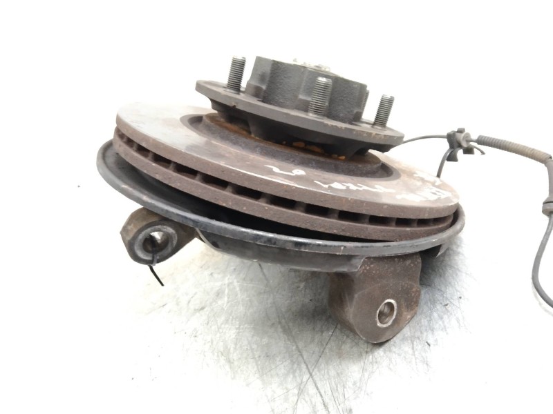 Recambio de mangueta delantera derecha para ssangyong rexton rx 270 plus / 270 xdi plus referencia OEM IAM   