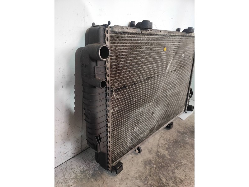 Recambio de radiador agua para mercedes clase c (w202) berlina 220 cdi (202.133) referencia OEM IAM 2025006303  