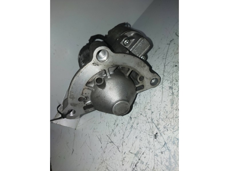 Recambio de motor arranque para peugeot 407 sr confort referencia OEM IAM M000T82081ZE MITSUBISHI 