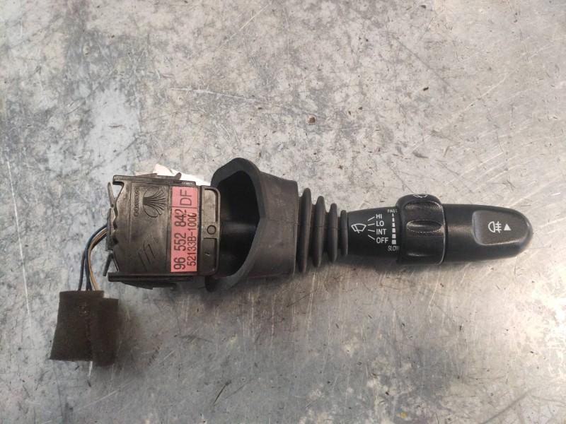 Recambio de mando limpia para daewoo nubira berlina referencia OEM IAM 96552842 52133B1000 