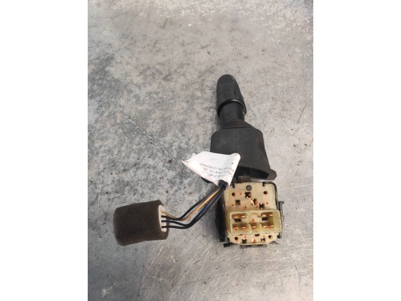 Recambio de mando limpia para daewoo nubira berlina referencia OEM IAM 96552842 52133B1000 