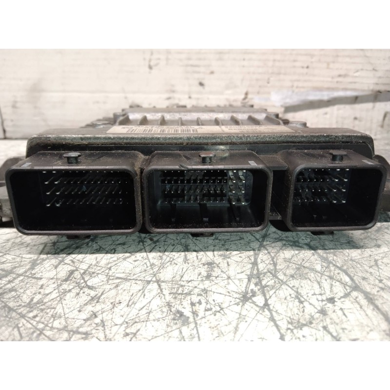 Recambio de centralita motor uce para renault megane ii berlina 5p business referencia OEM IAM S122326109A 8200565863 8200592611