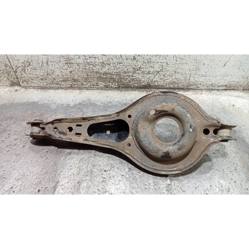 Recambio de brazo suspension inferior trasero derecho para ford focus lim. (cb8) titanium referencia OEM IAM   