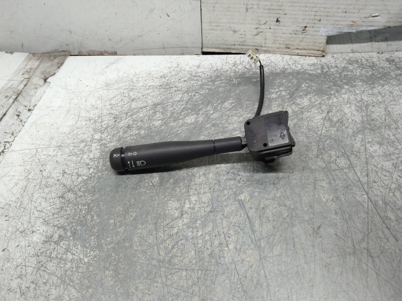 Recambio de mando luces para nissan trade 2.3d referencia OEM IAM   