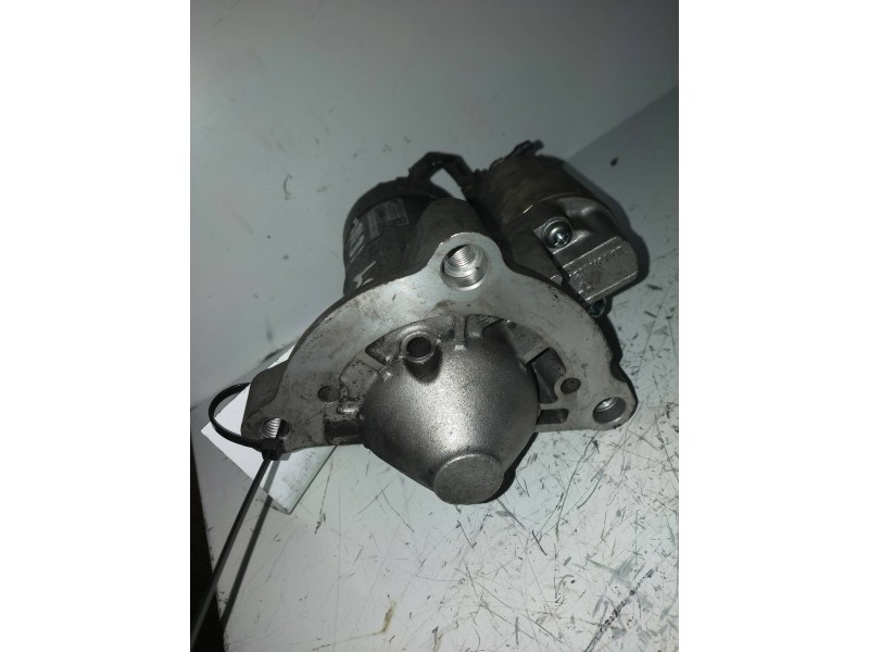 Recambio de motor arranque para peugeot 407 sr confort referencia OEM IAM M000T82081ZE MITSUBISHI 