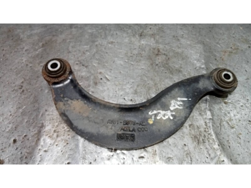 Recambio de brazo suspension superior trasero derecho para ford focus lim. (cb8) titanium referencia OEM IAM AV615500AC  