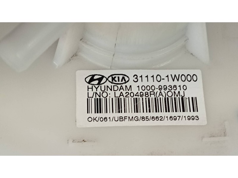 Recambio de bomba combustible para kia rio uefa euro 2016 referencia OEM IAM 311101W000 1000993610 LA20498R