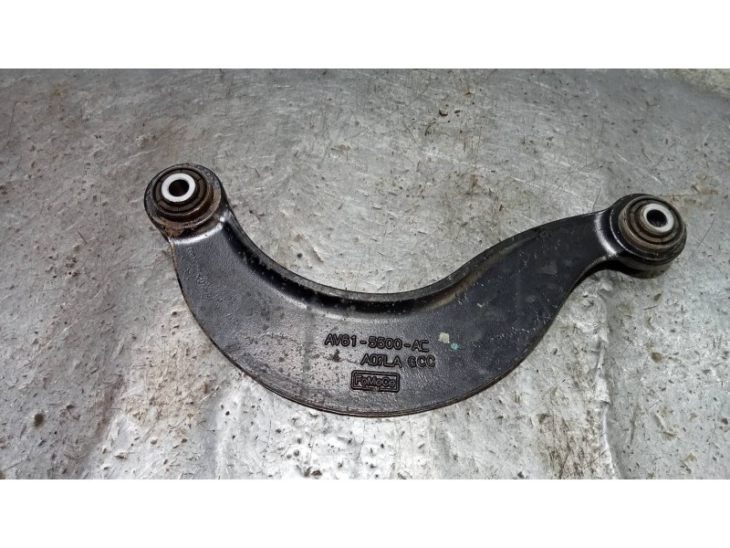 Recambio de brazo suspension superior trasero izquierdo para ford focus lim. (cb8) titanium referencia OEM IAM AV615500AC  