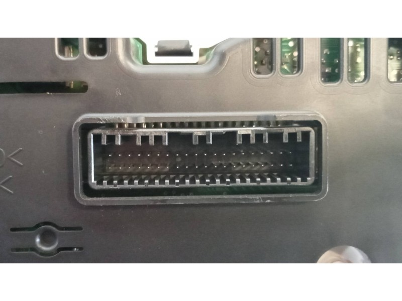 Recambio de cuadro instrumentos para kia rio uefa euro 2016 referencia OEM IAM 940231W810 UP40 