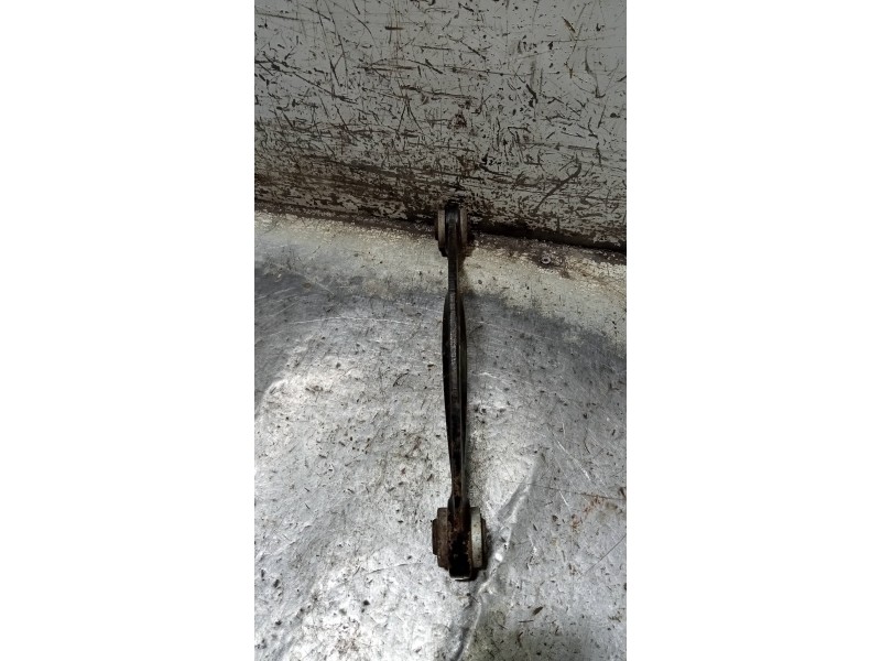 Recambio de brazo suspension superior trasero izquierdo para ford focus lim. (cb8) titanium referencia OEM IAM AV615500AC  