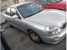 daewoo nubira berlina del año 2002