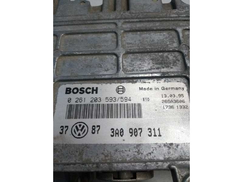 Recambio de centralita motor uce para volkswagen golf iii berlina (1h1) 1.8 referencia OEM IAM 0261203593 0261203594 3A0907311
