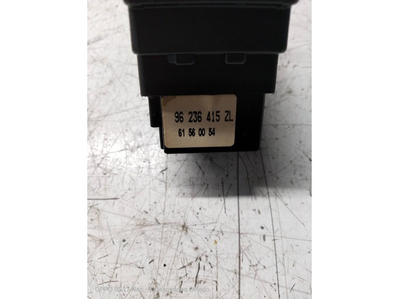 Recambio de mando luces para citroen saxo 1.5 d image referencia OEM IAM 96236415ZL  