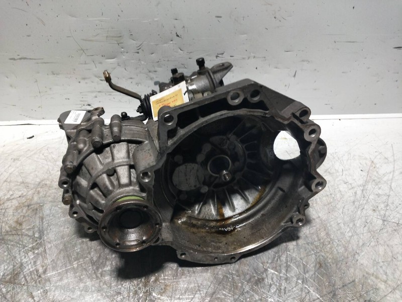 Recambio de caja cambios para volkswagen golf iii berlina (1h1) 1.4 referencia OEM IAM CZA 05125 148