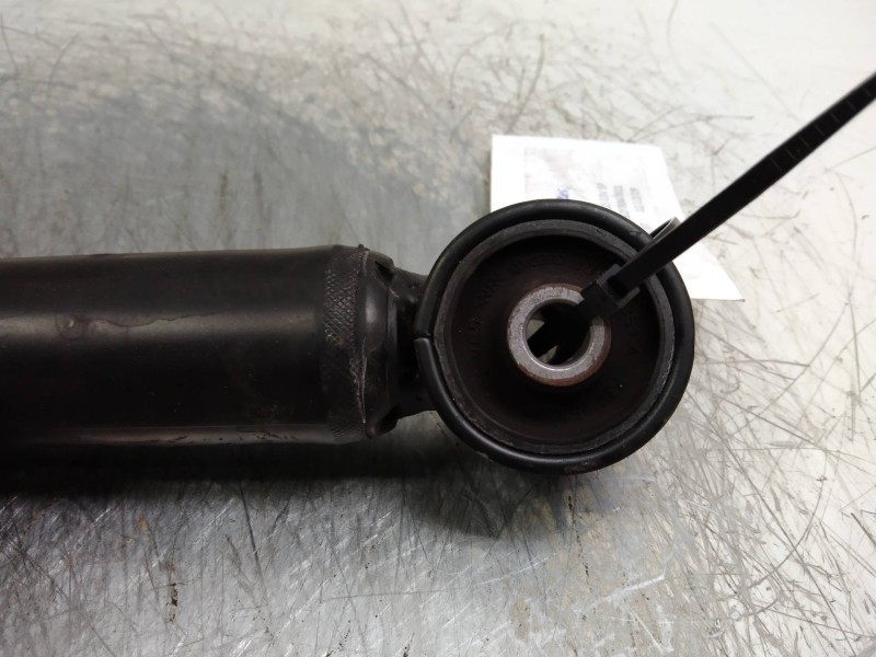 Recambio de amortiguador trasero para skoda fabia (5j2 ) young referencia OEM IAM   