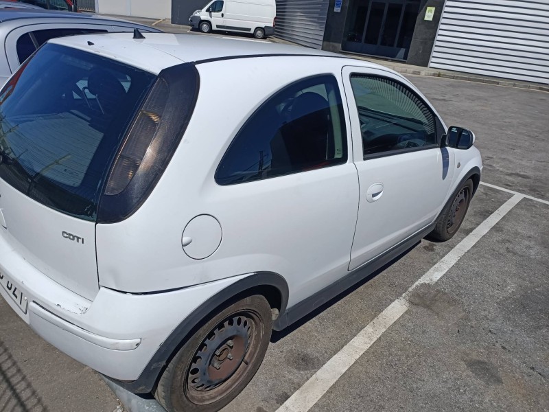 opel corsa c del año 2006