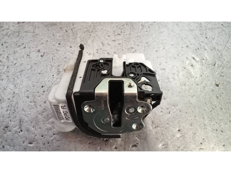 Recambio de motor cierre centralizado delantero izquierdo para kia rio uefa euro 2016 referencia OEM IAM   