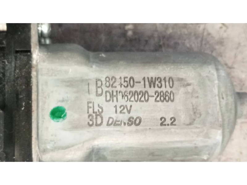 Recambio de elevalunas delantero izquierdo para kia rio uefa euro 2016 referencia OEM IAM 821501W310  