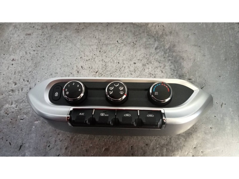 Recambio de mando calefaccion / aire acondicionado para kia rio uefa euro 2016 referencia OEM IAM 972501W270 1602121220 