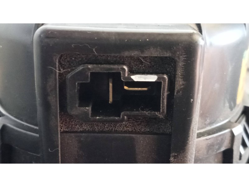 Recambio de motor calefaccion para kia rio uefa euro 2016 referencia OEM IAM B308830440 1602030120 