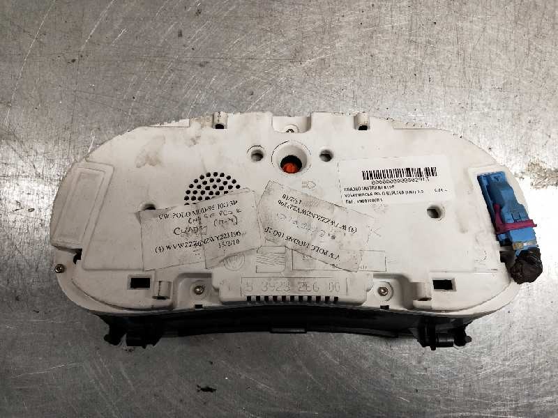 Recambio de cuadro instrumentos para volkswagen polo berlina (6n1) 1.0 referencia OEM IAM 6N0919860R  