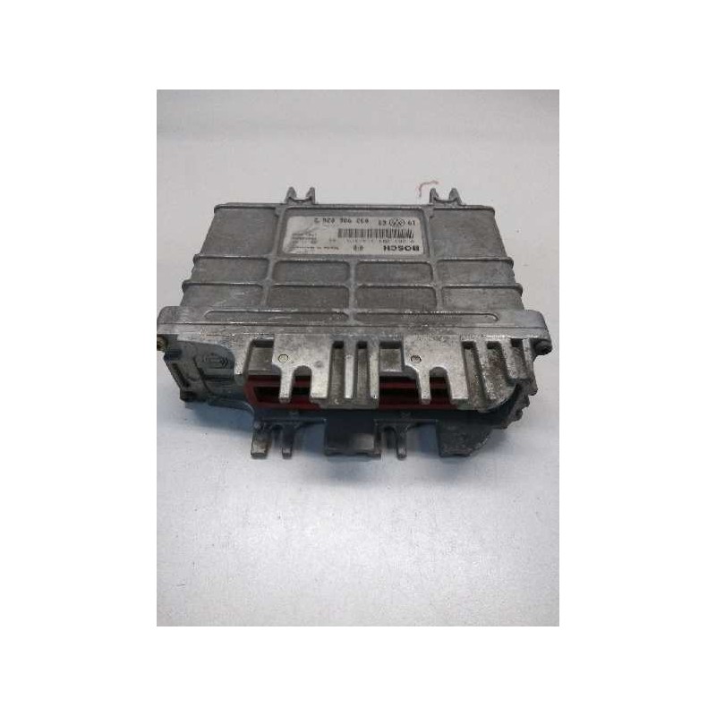 Recambio de centralita motor uce para volkswagen golf iii berlina (1h1) 1.6 referencia OEM IAM 0261203314 0261203315 032906026D