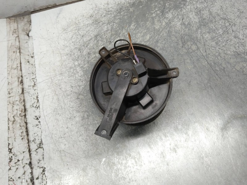 Recambio de motor calefaccion para nissan trade 2.3d referencia OEM IAM   