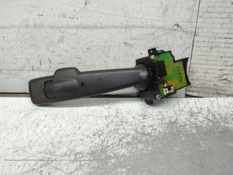 Recambio de mando limpia para volvo c30 d5 kinetic referencia OEM IAM   