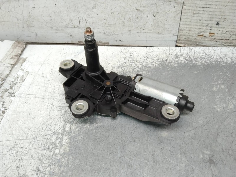 Recambio de motor limpia trasero para volvo c30 d5 kinetic referencia OEM IAM 53028312  