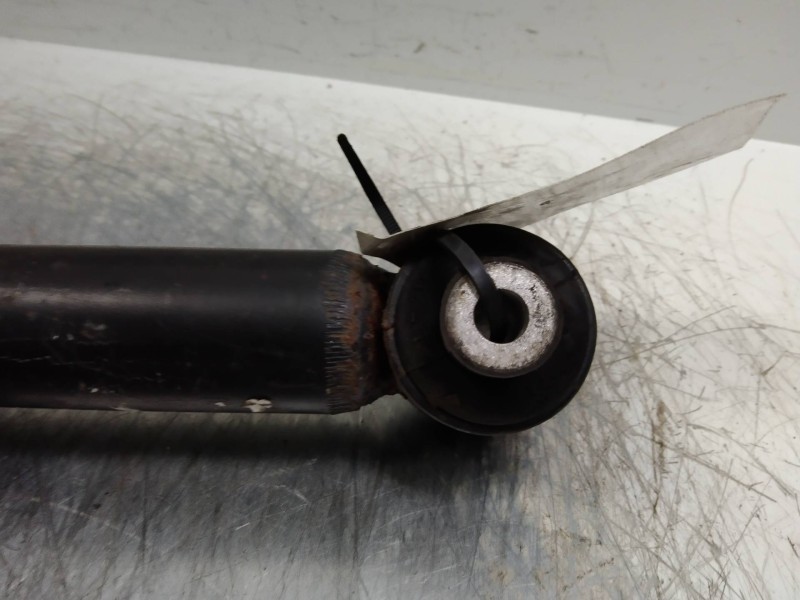 Recambio de amortiguador trasero para skoda superb (3u4) 1.9 tdi referencia OEM IAM   