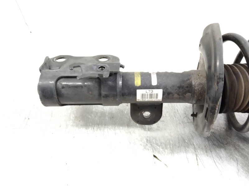 Recambio de amortiguador delantero izquierdo para toyota prius (nhw30) referencia OEM IAM 4852047090  