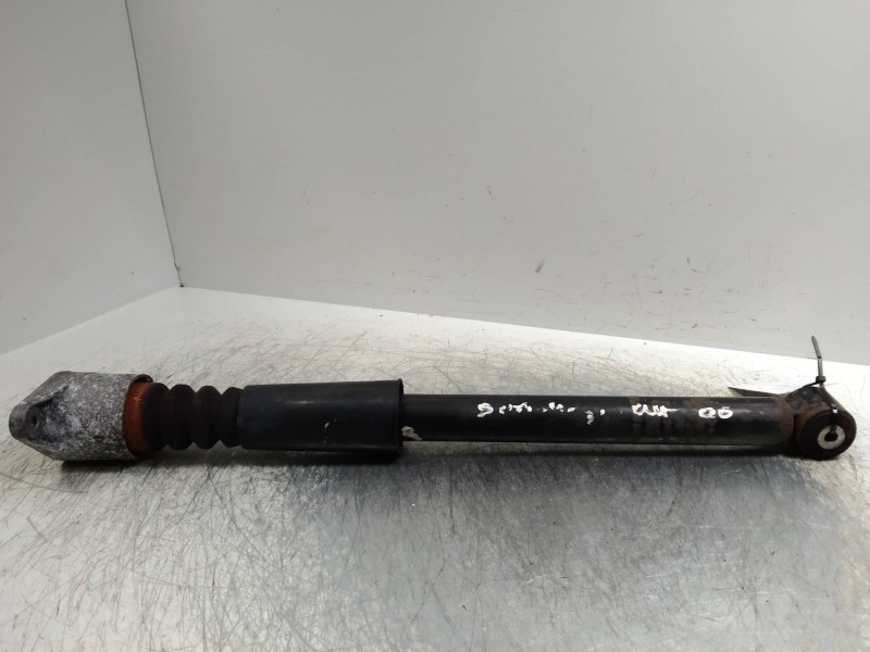 Recambio de amortiguador trasero para skoda superb (3u4) collection referencia OEM IAM   
