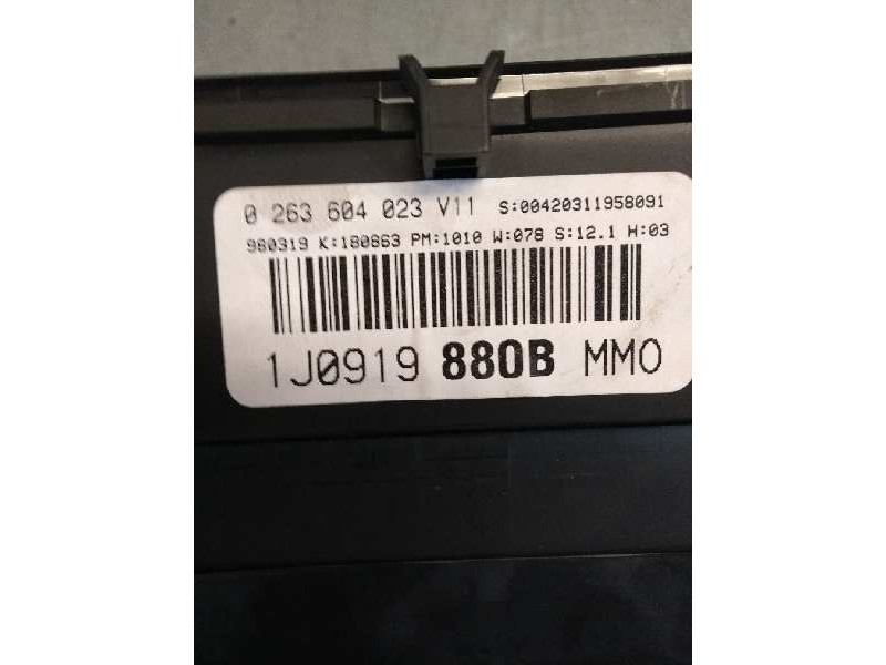 Recambio de cuadro instrumentos para volkswagen golf iv berlina (1j1) 1.8 referencia OEM IAM 1J0919880B 0263604023 