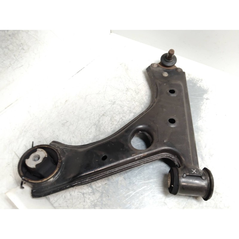 Recambio de brazo suspension inferior delantero izquierdo para fiat fiorino 1.3 16v jtd cat referencia OEM IAM   