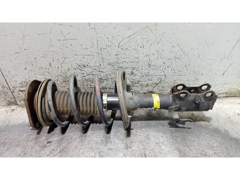 Recambio de amortiguador delantero derecho para toyota auris básico referencia OEM IAM   