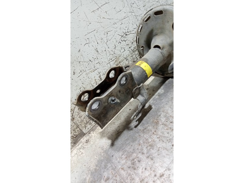 Recambio de amortiguador delantero izquierdo para toyota auris básico referencia OEM IAM   