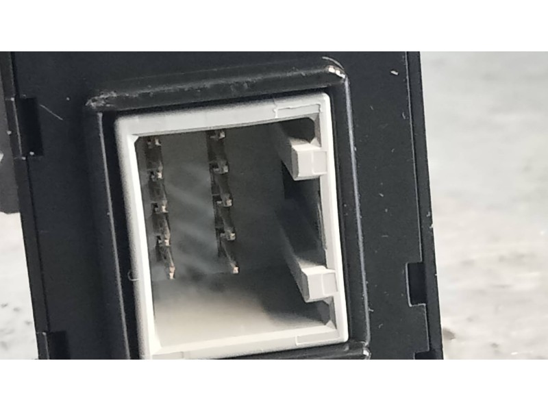 Recambio de modulo electronico para kia rio uefa euro 2016 referencia OEM IAM 954202V000  