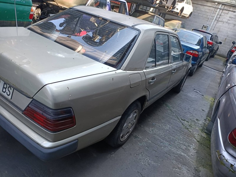 mercedes clase e (w124) berlina del año 1996 mercedes clase e (w124) berlina del año 1996