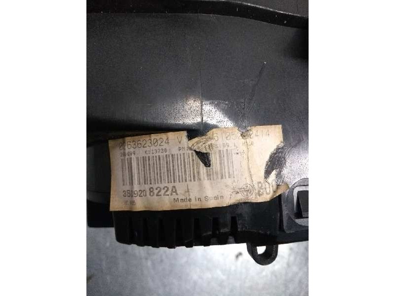 Recambio de cuadro instrumentos para volkswagen passat variant (3b5) 1.9 tdi referencia OEM IAM 3B0920822A  