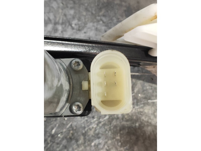 Recambio de elevalunas trasero derecho para bmw serie 3 lim. (f30) 318d m sport referencia OEM IAM 7351050AI07 17756710 51357281