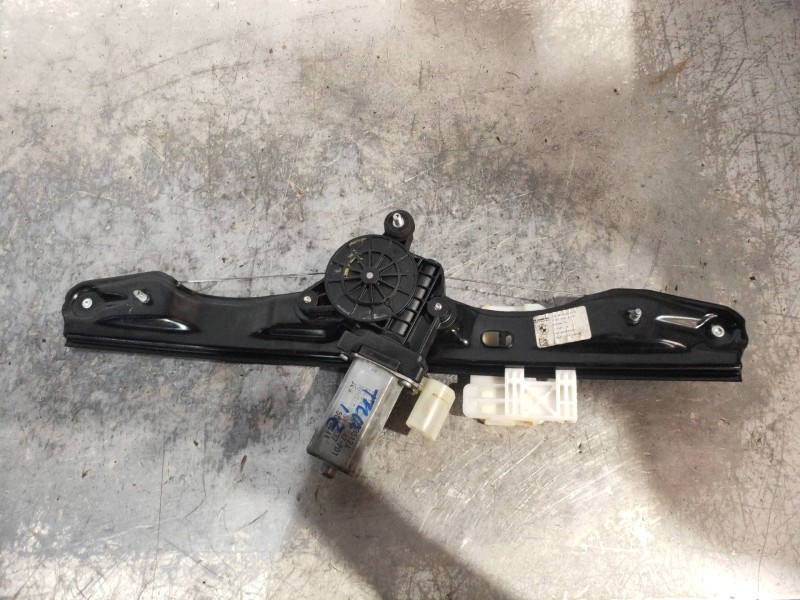 Recambio de elevalunas trasero izquierdo para bmw serie 3 lim. (f30) 318d m sport referencia OEM IAM 7351049AI07 17756710 513572