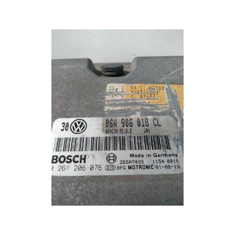 Recambio de centralita motor uce para volkswagen golf iv berlina (1j1) 1.8 referencia OEM IAM 0261206076 06A906018CL M385