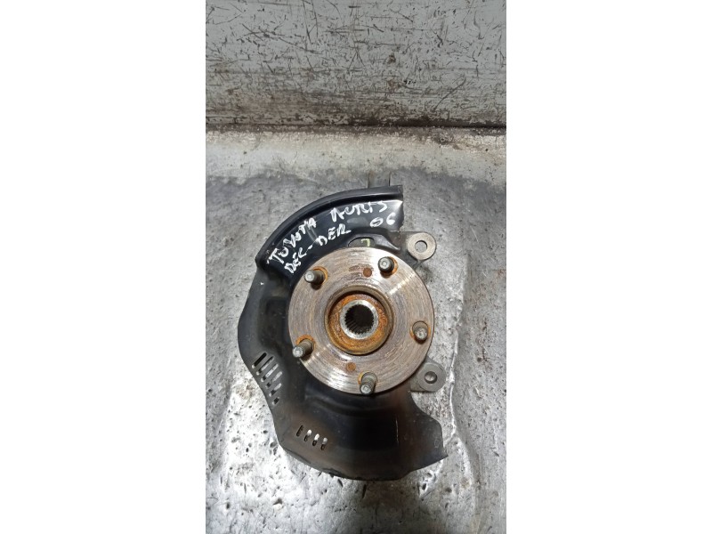 Recambio de mangueta delantera derecha para toyota auris básico referencia OEM IAM   