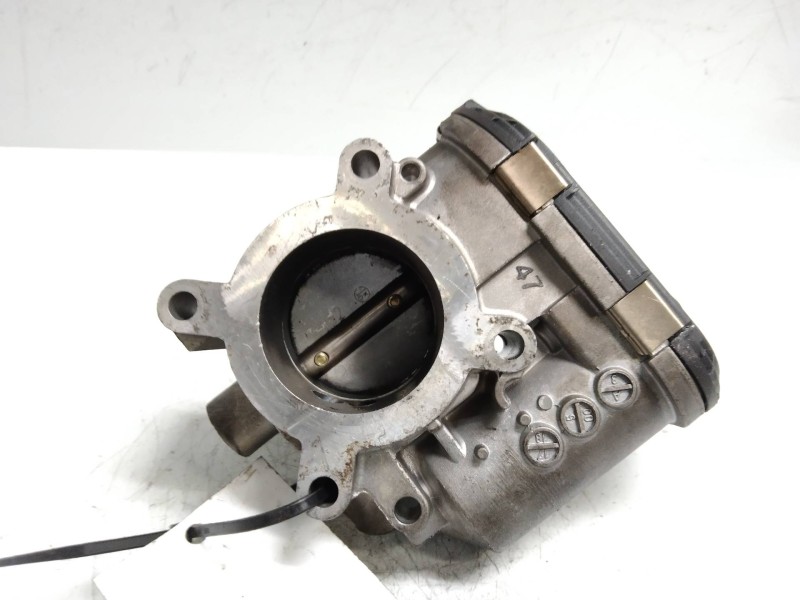 Recambio de caja mariposa para volkswagen polo berlina (6n2) 1.4 referencia OEM IAM 030133062C 0280750095 