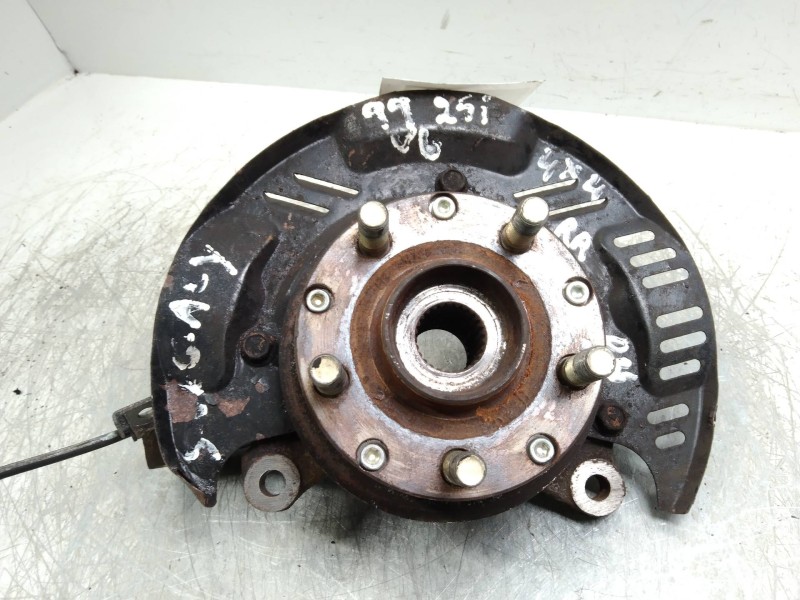 Recambio de mangueta delantera derecha para subaru legacy berl./familiar b12 (be/bh) 2.5 16v cat referencia OEM IAM   