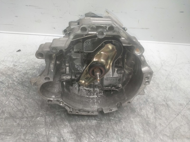 Recambio de caja cambios para volkswagen passat berlina (3b3) trendline referencia OEM IAM EZG 21051 