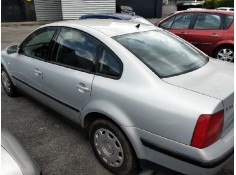 volkswagen passat berlina (3b2) del año 2000 2