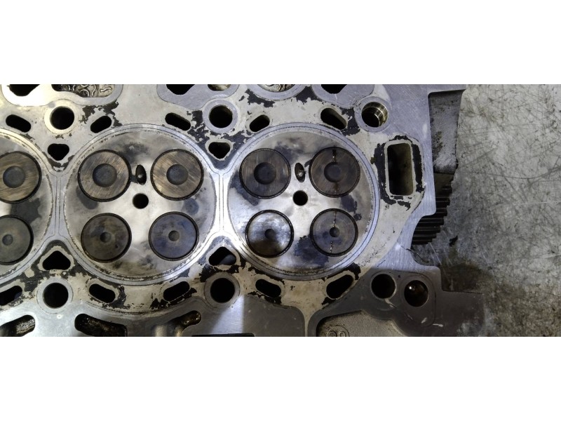 Recambio de culata para citroen c4 sedan collection referencia OEM IAM 9H01  