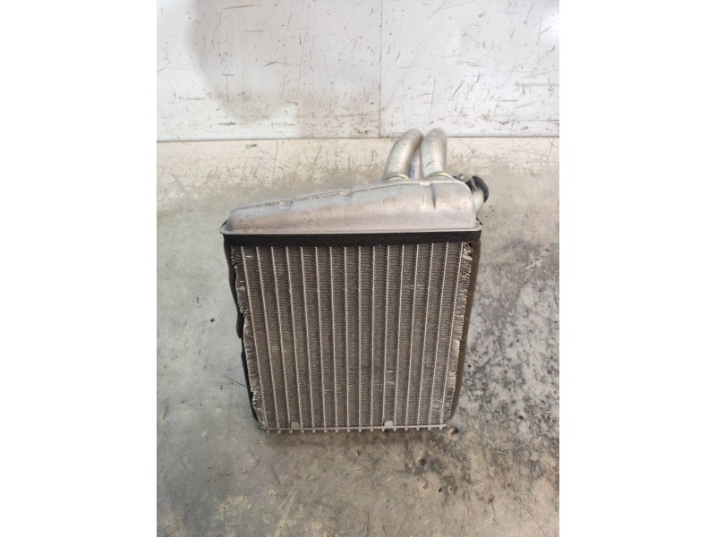Recambio de radiador calefaccion / aire acondicionado para volkswagen touran (1t2) edition referencia OEM IAM 1K0819033 670275WA