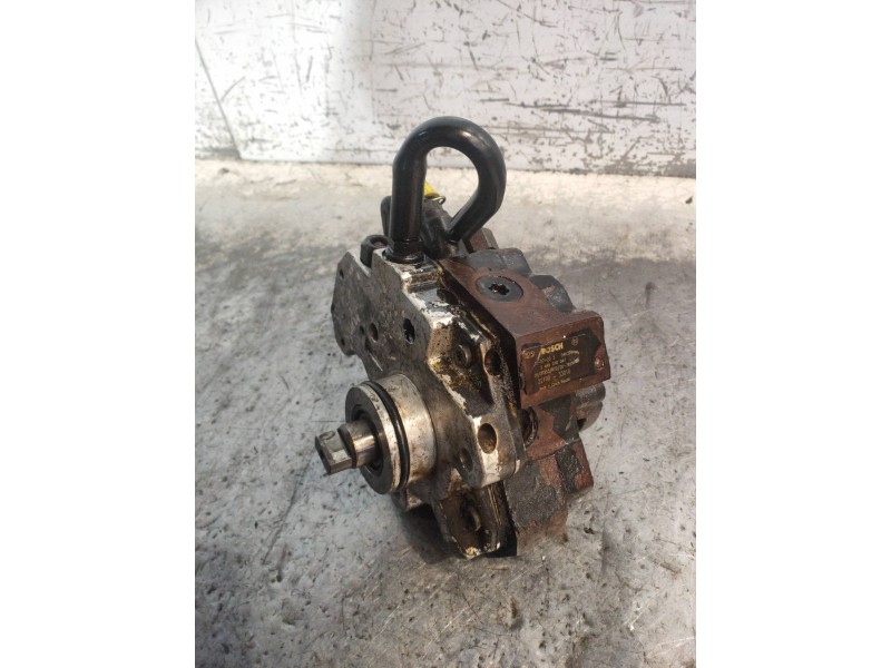 Recambio de bomba inyeccion para toyota yaris (ksp9/scp9/nlp9) básico referencia OEM IAM 0445010047 2210033010 